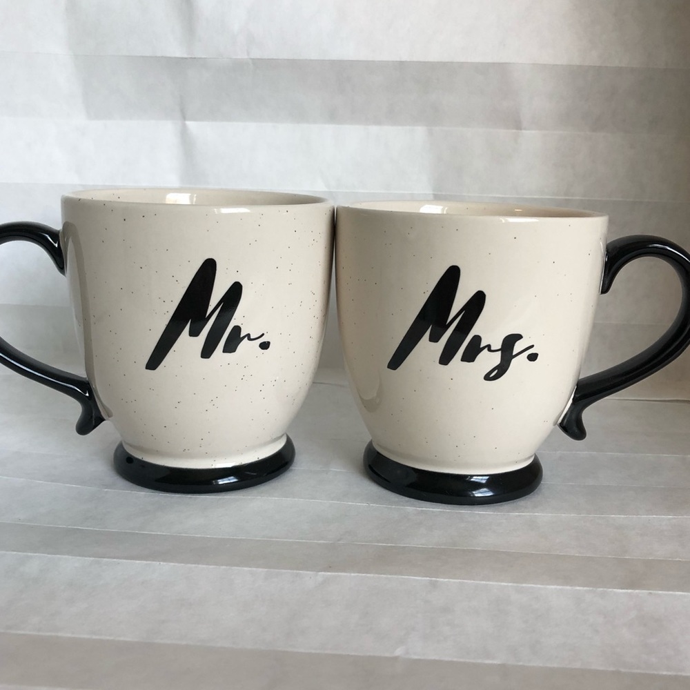 Mr. & Mrs. Mugs